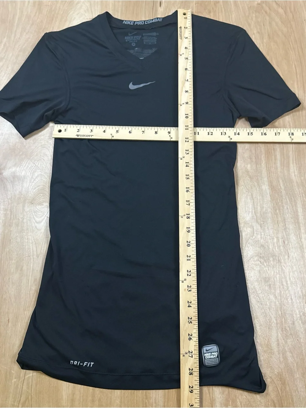 Nike Pro Combat Women’s Black Dri-FIT Compression V-Neck top Size Medium